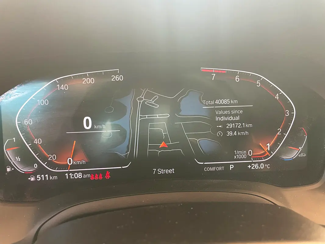 BMW 3-Series 330i 2022 - photo 9 - Import Émirats | International Cars