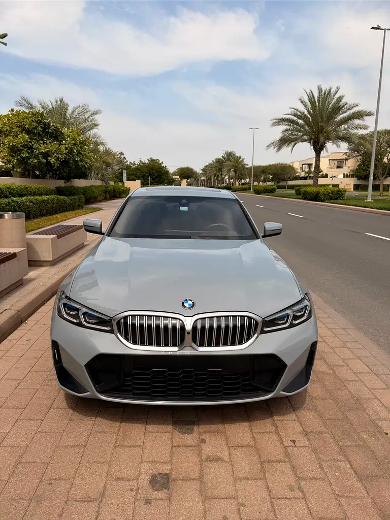 BMW 3-Série 320i 2025