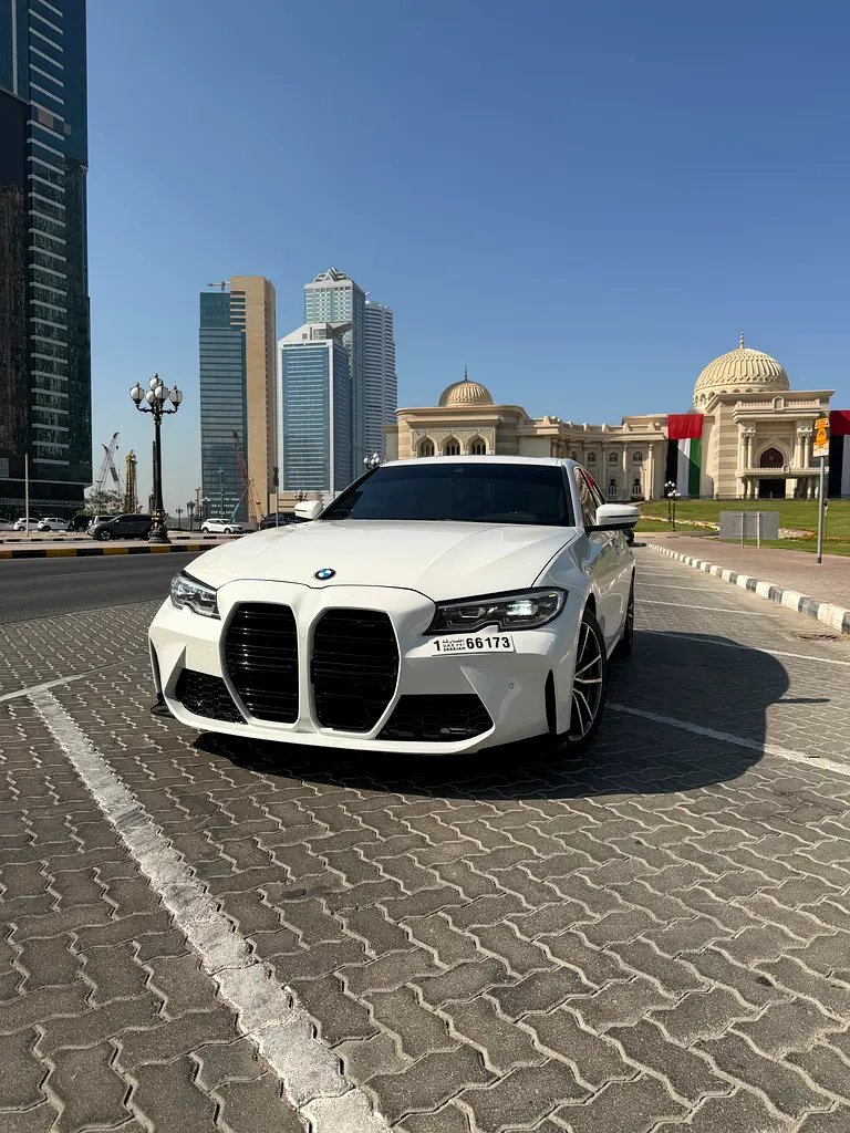 BMW 3-Series 330i 2019 - photo 2 - Import Émirats | International Cars