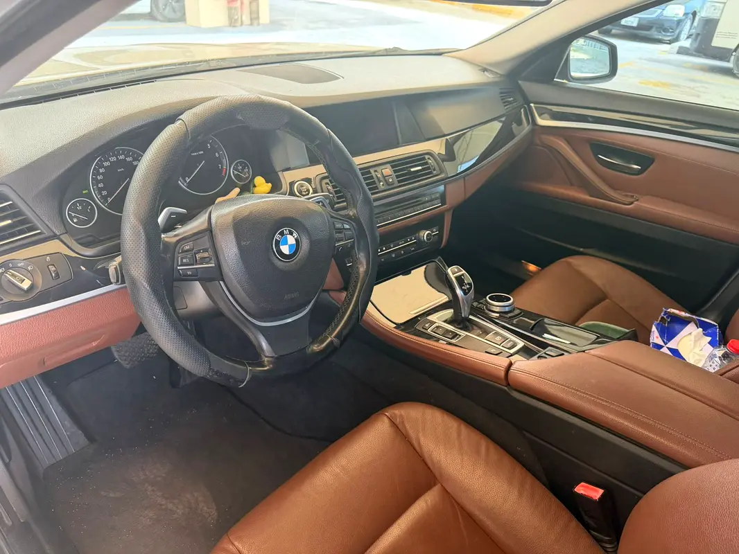 BMW 5-Series 535i 2013 - photo 4 - Import Émirats | International Cars