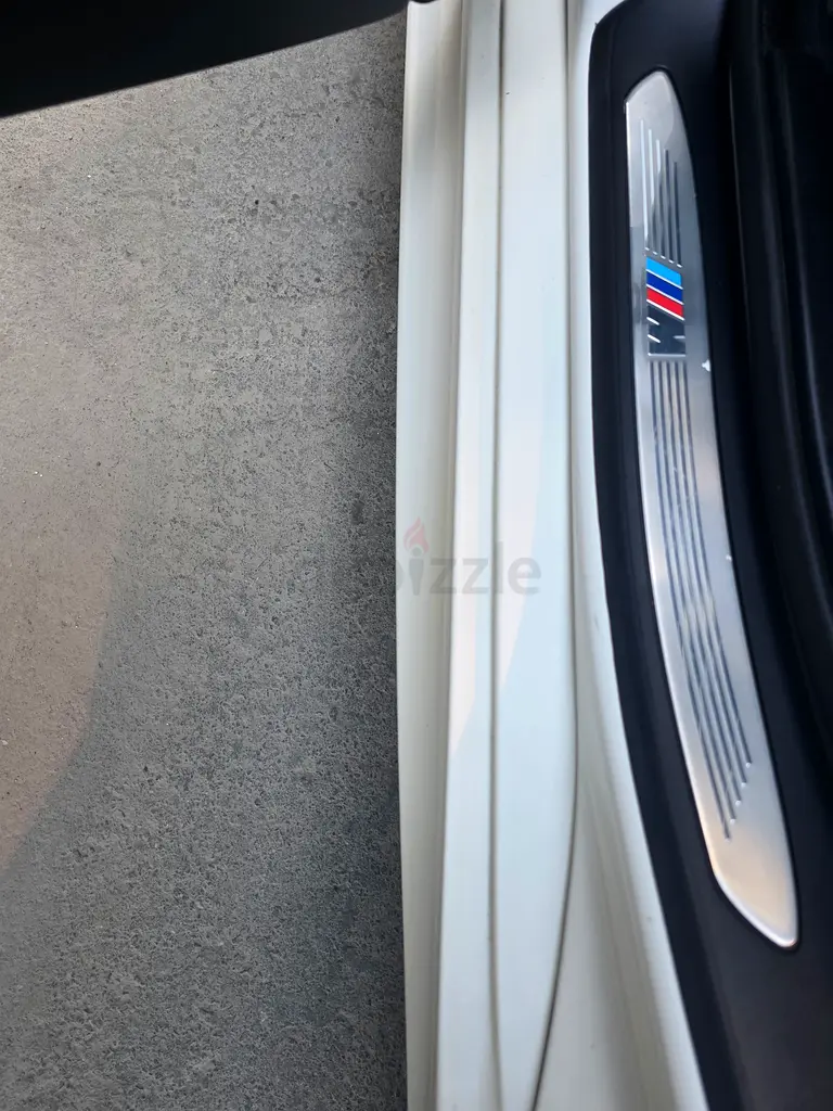 BMW 5-Series 525i 2007 - photo 9 - Import Émirats | International Cars