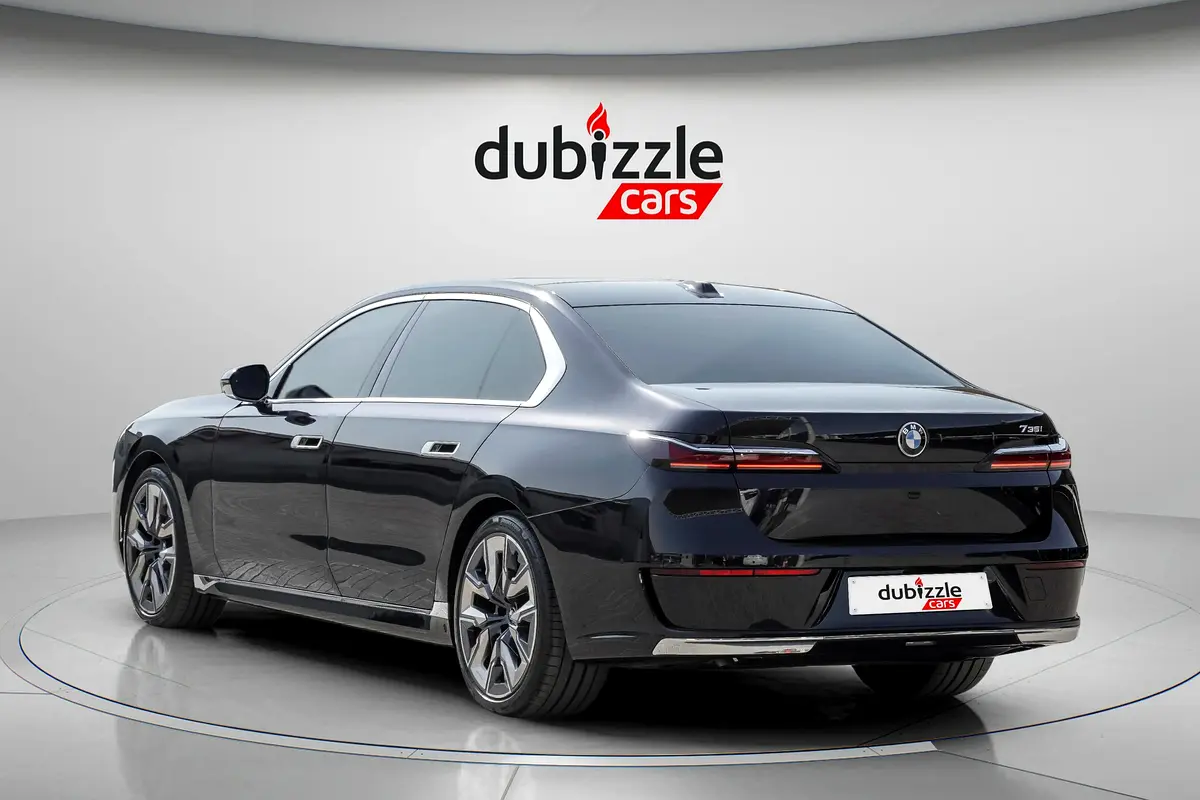 BMW 7-Series 735i 2024 - photo 7 - Import Émirats | International Cars