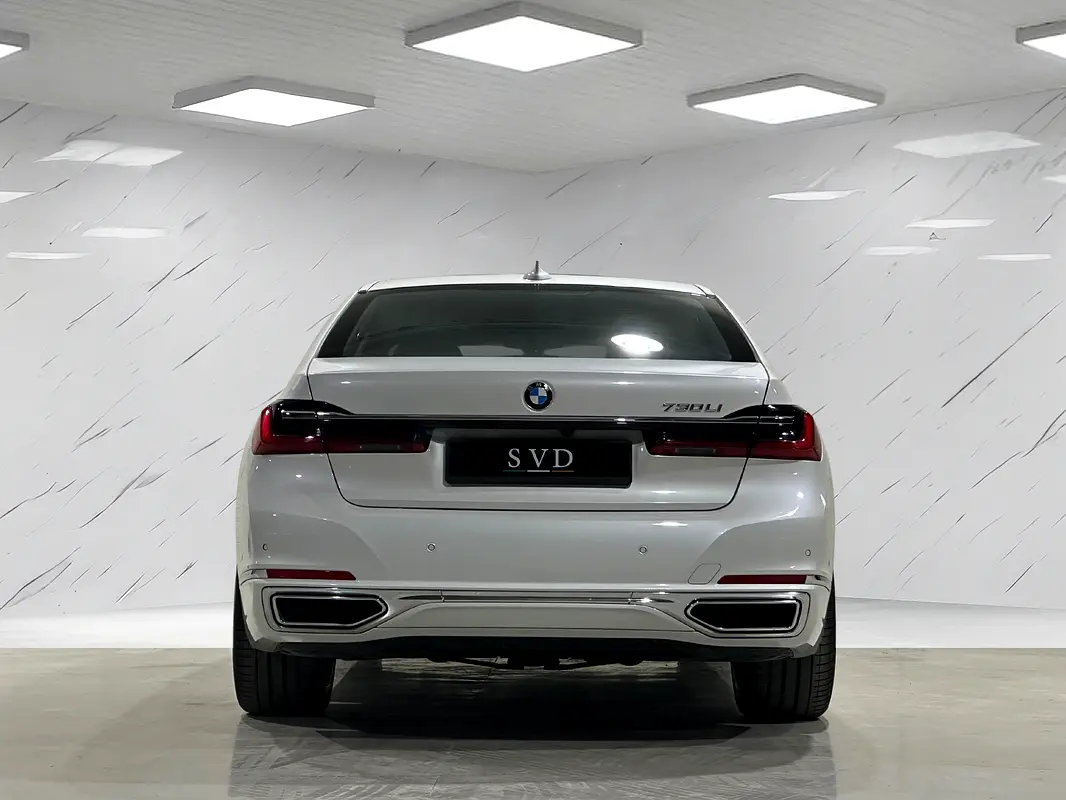 BMW 7-Series 730Li 2021 - photo 6 - Import Émirats | International Cars