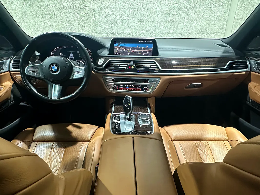 BMW 7-Series 730Li 2021 - photo 8 - Import Émirats | International Cars