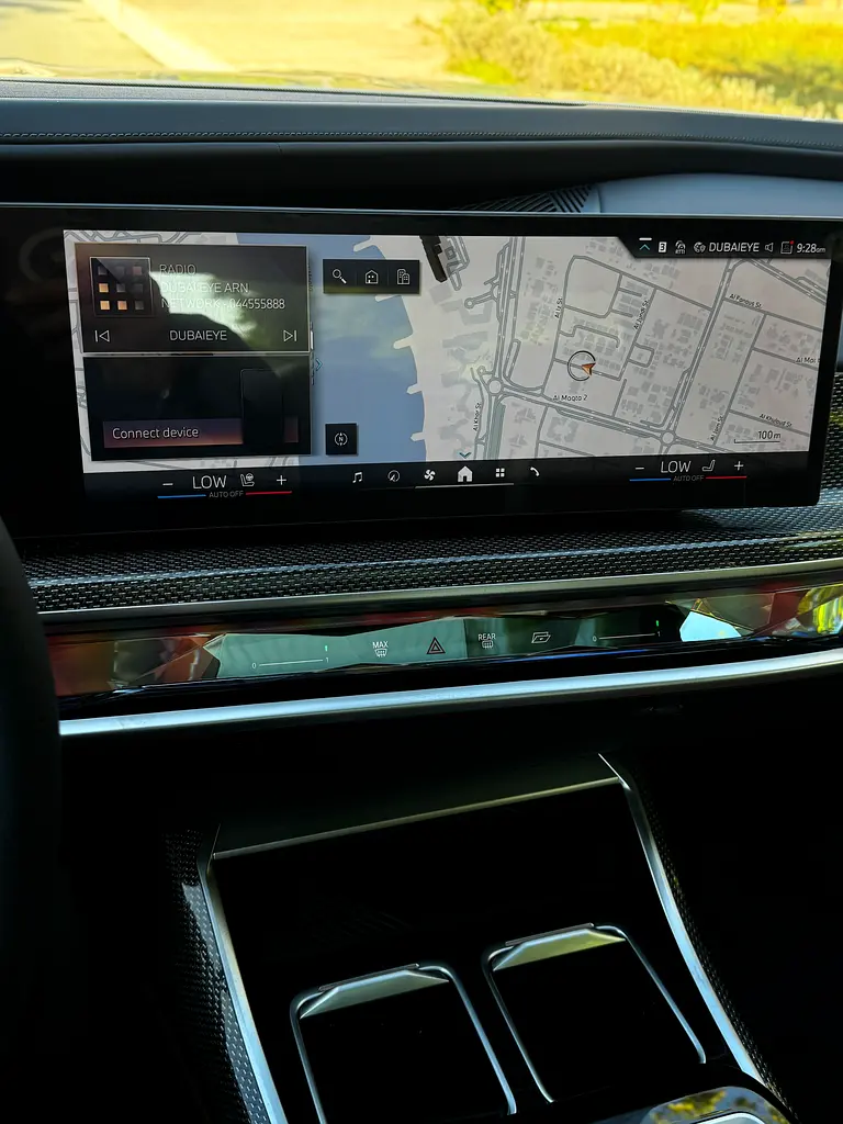 BMW 7-Series 760i 2026 - photo 7 - Import Émirats | International Cars