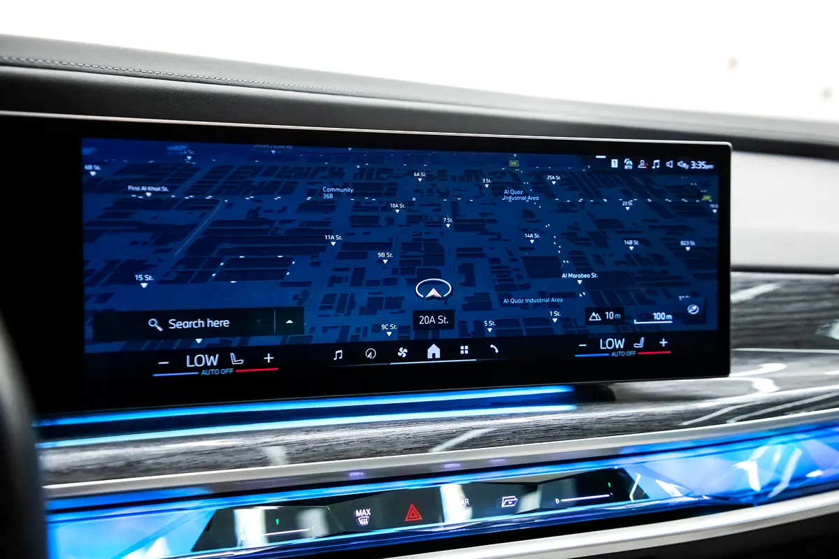 BMW 7-Series 735i 2023 - photo 10 - Import Émirats | International Cars