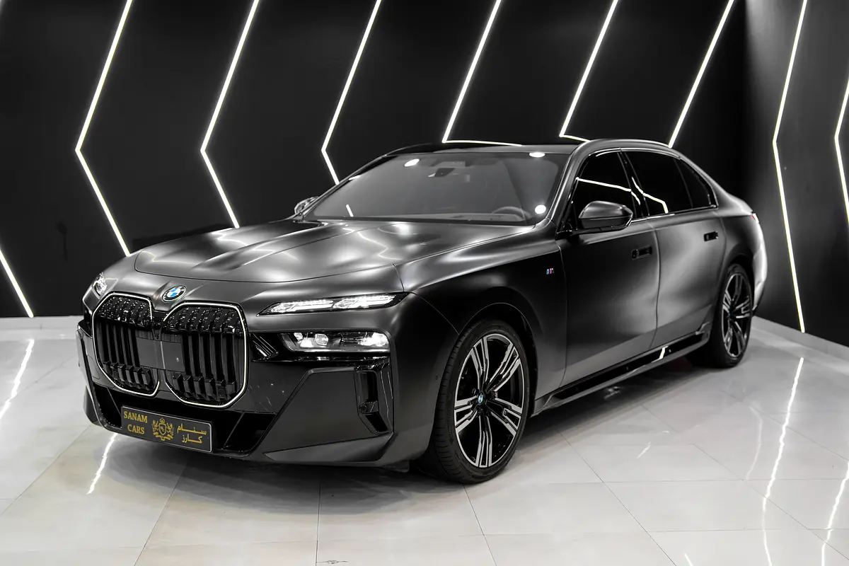 BMW 7-Série 735i 2025