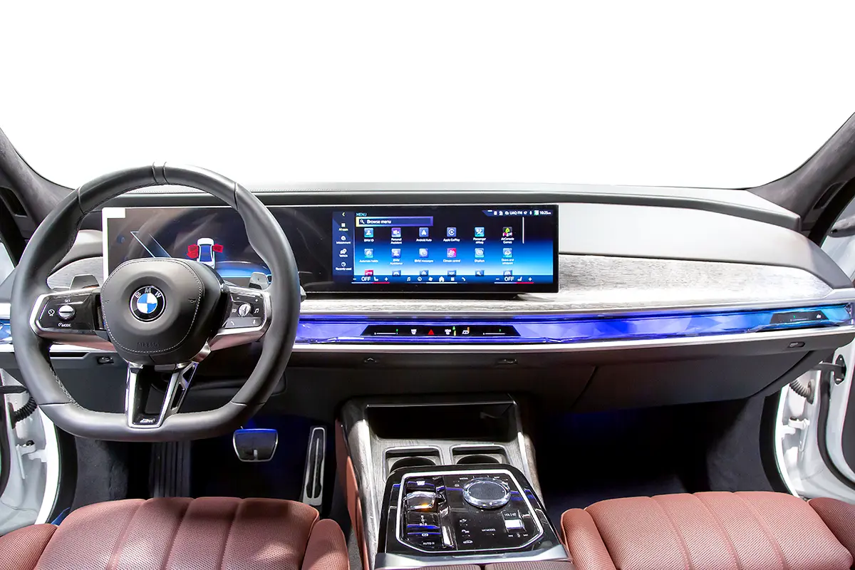 BMW 7-Series 740i M Sport 2025 - photo 5 - Import Émirats | International Cars