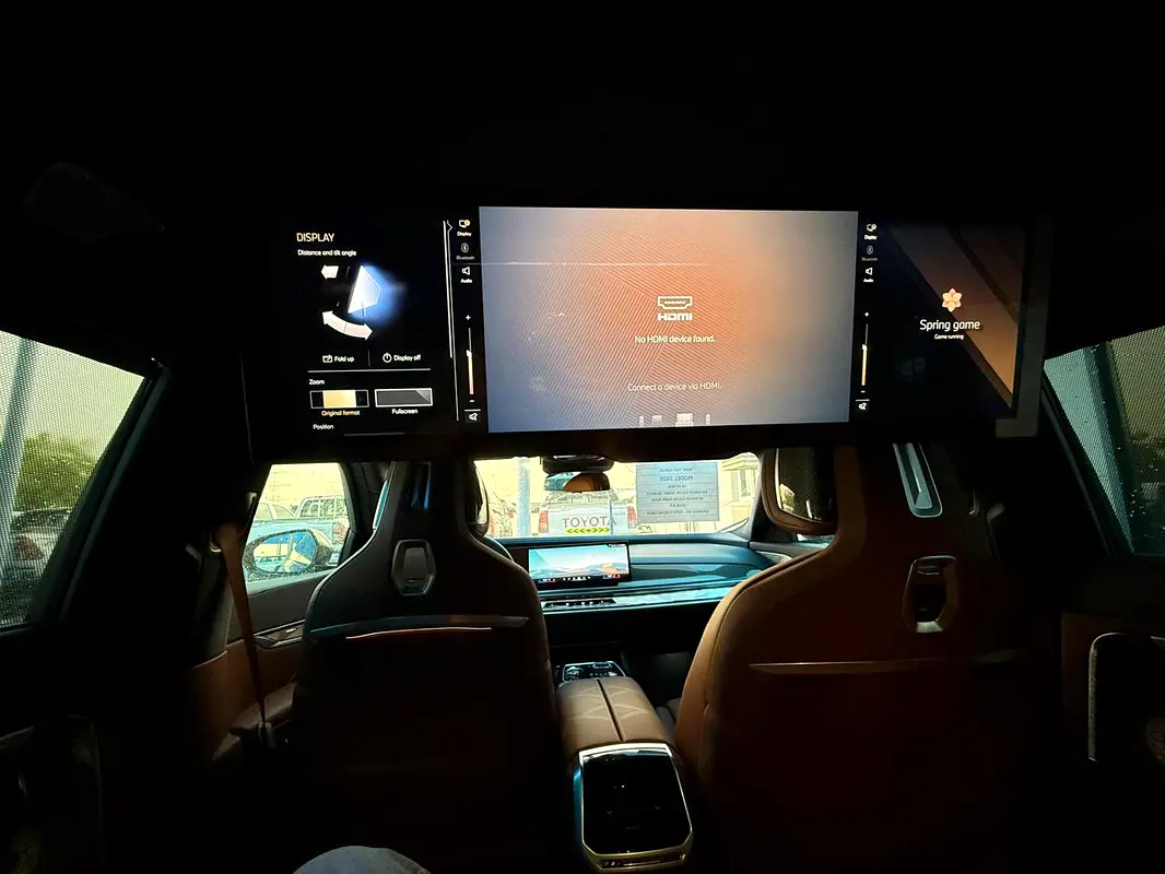 BMW 7-Series 760i 2026 - photo 7 - Import Émirats | International Cars