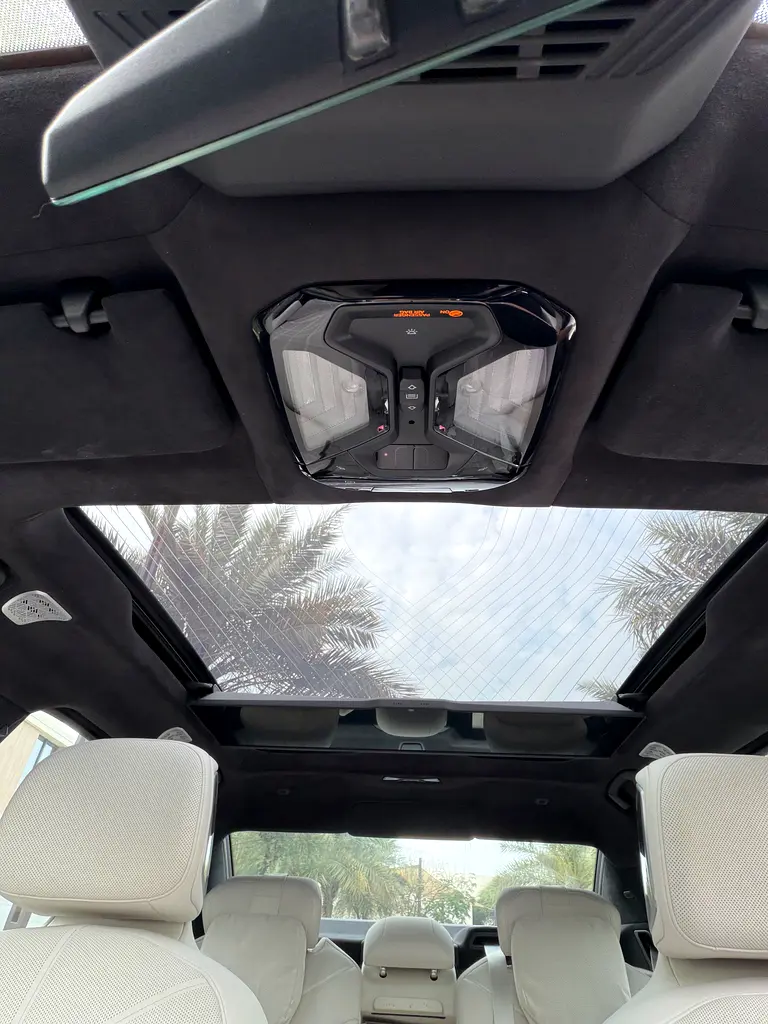 BMW 7-Series 760Li xDrive 2025 - photo 6 - Import Émirats | International Cars