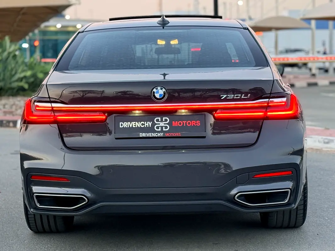 BMW 7-Series 730Li 2021 - photo 4 - Import Émirats | International Cars