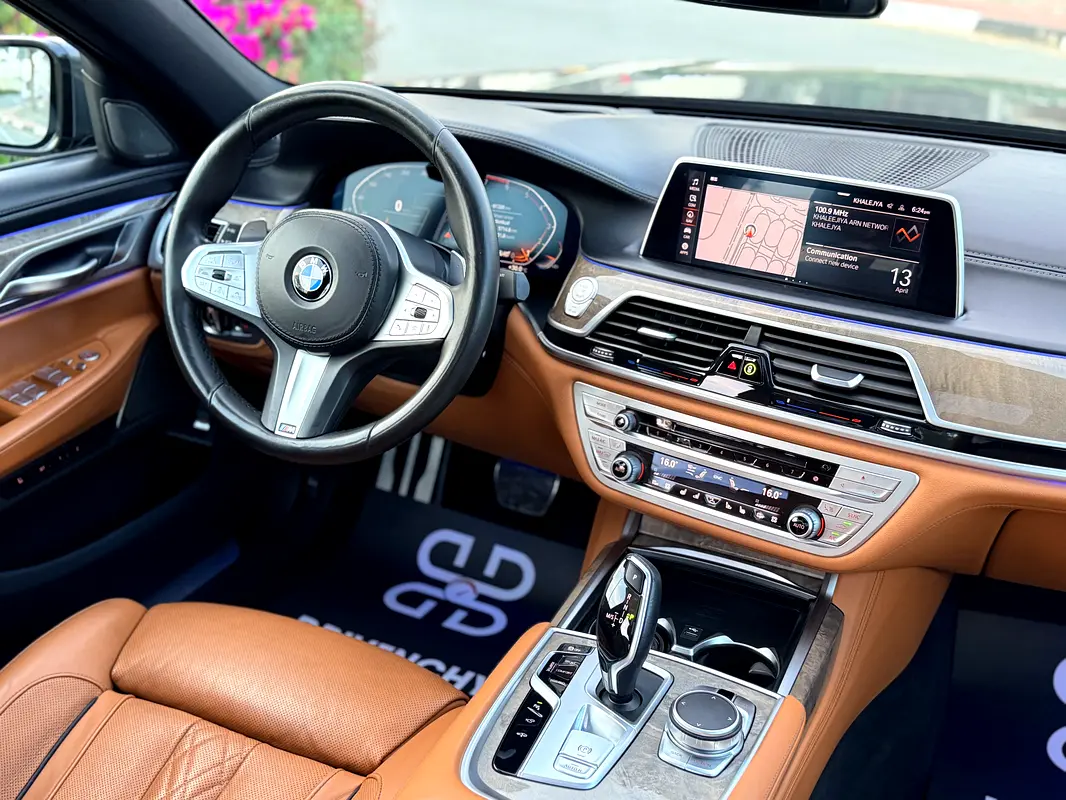 BMW 7-Series 730Li 2021 - photo 8 - Import Émirats | International Cars