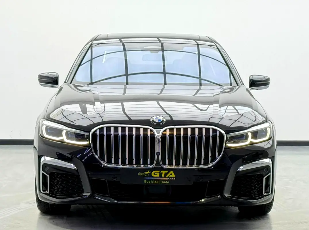 BMW 7-Series 730Li 2021 - photo 2 - Import Émirats | International Cars