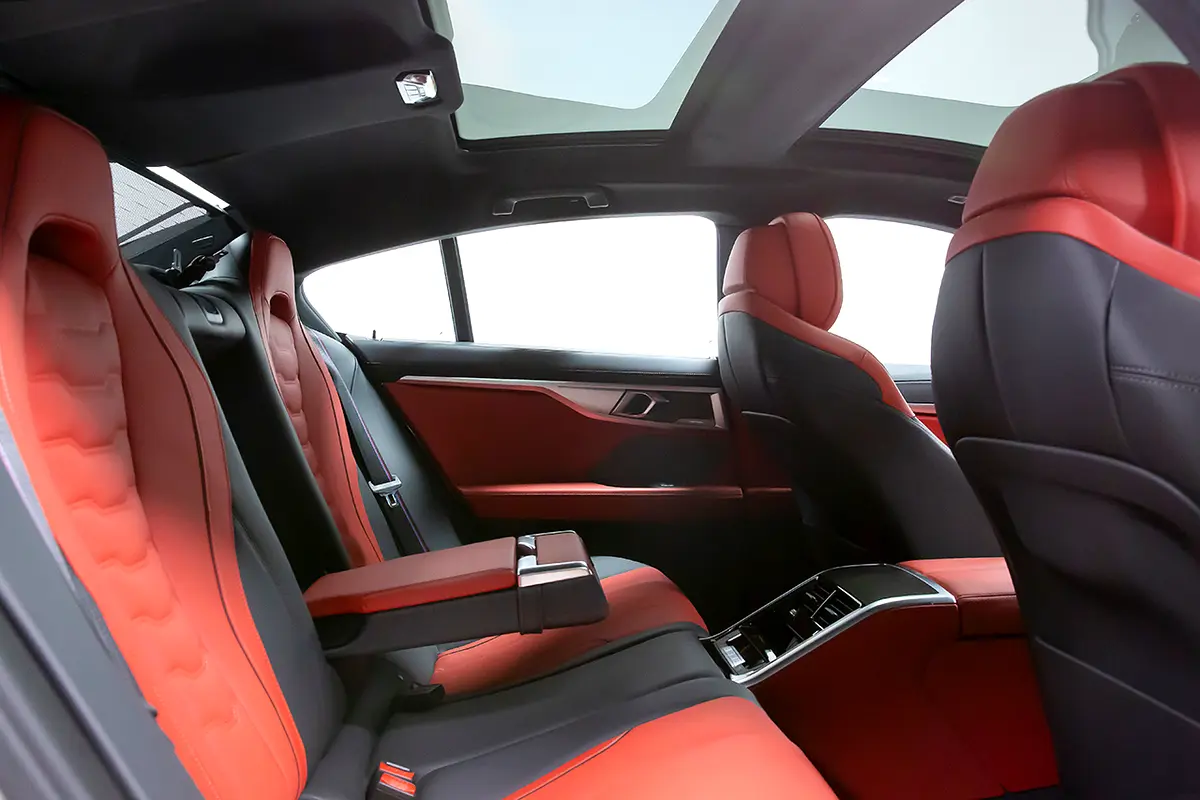 BMW 8-Series 840i M Sport Gran Coupe 2024 - photo 6 - Import Émirats | International Cars