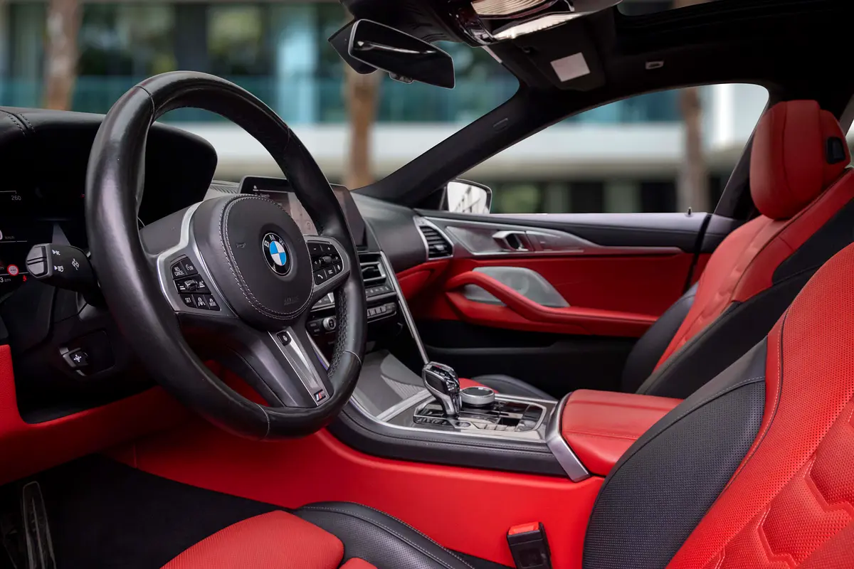 BMW 8-Series 840i 2020 - photo 9 - Import Émirats | International Cars