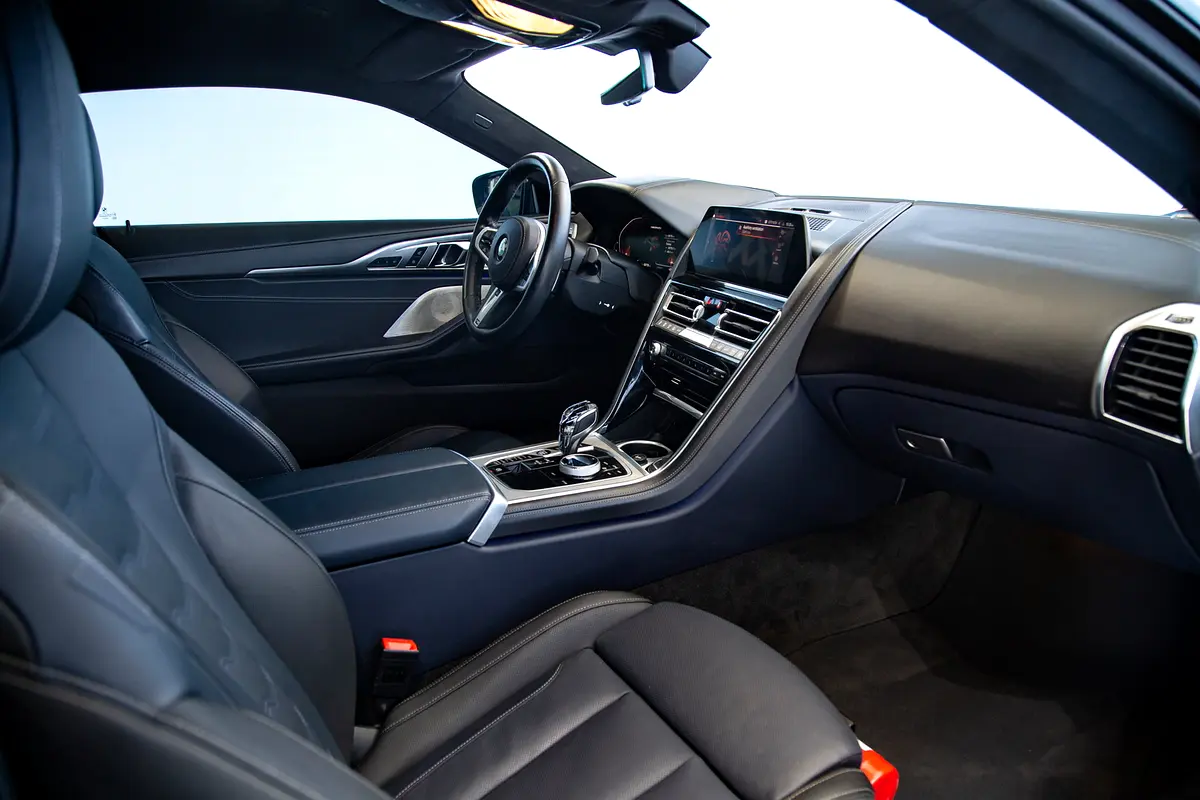 BMW 8-Series M850i xDrive 2019 - photo 10 - Import Émirats | International Cars