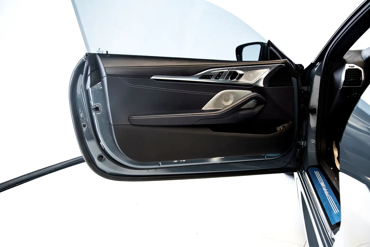 BMW 8-Series M850i xDrive 2019 - photo 8 - Import Émirats | International Cars