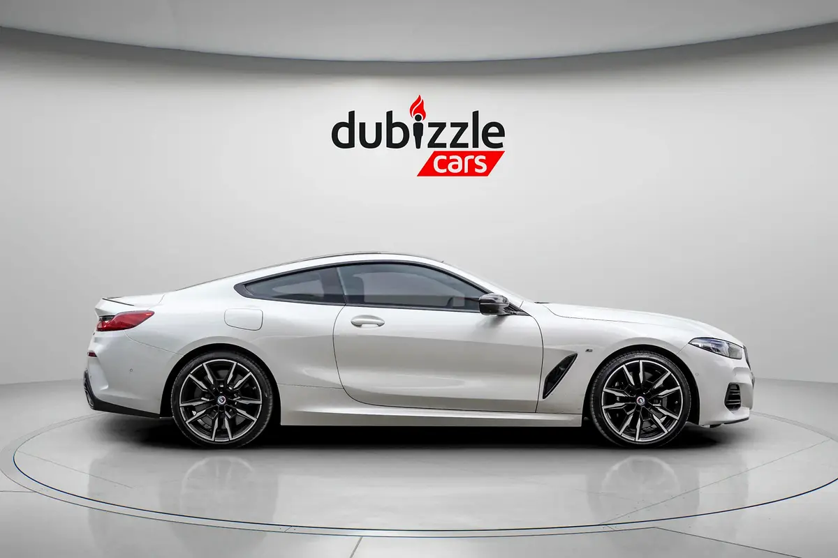BMW 8-Series M850i xDrive 2023 - photo 4 - Import Émirats | International Cars