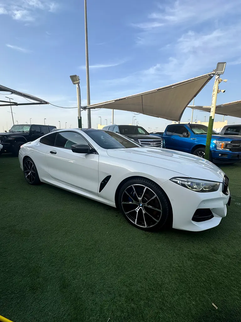 BMW 8-Series M850i xDrive 2019 - photo 3 - Import Émirats | International Cars