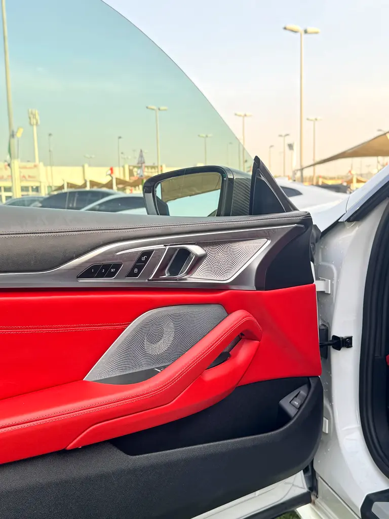 BMW 8-Series M850i xDrive 2019 - photo 9 - Import Émirats | International Cars