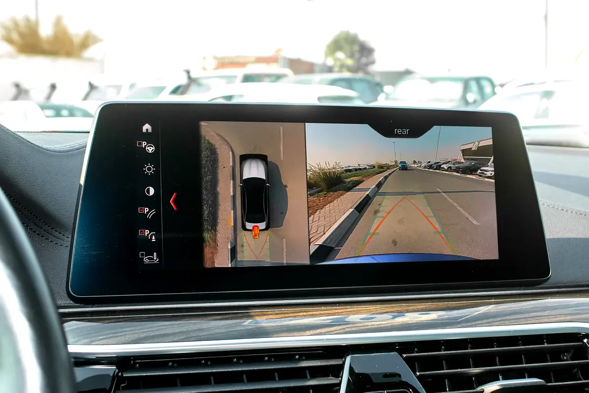 BMW M5 Standard 2018 - photo 10 - Import Émirats | International Cars