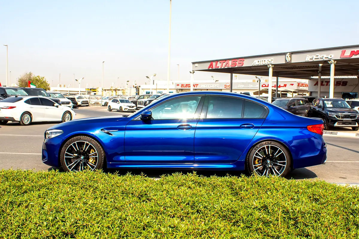 BMW M5 Standard 2018 - photo 5 - Import Émirats | International Cars