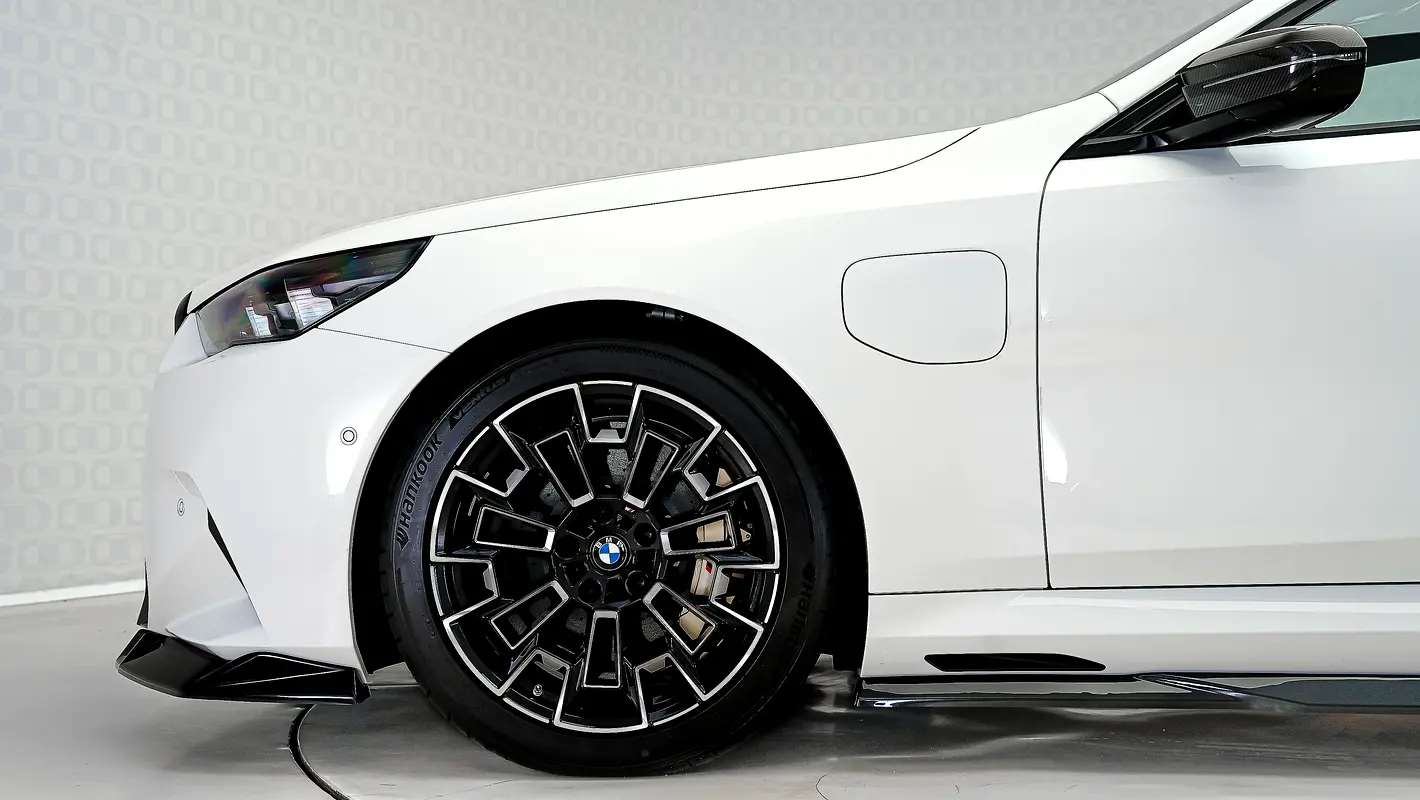 BMW M5 M5 Competition 2026 - photo 11 - Import Émirats | International Cars