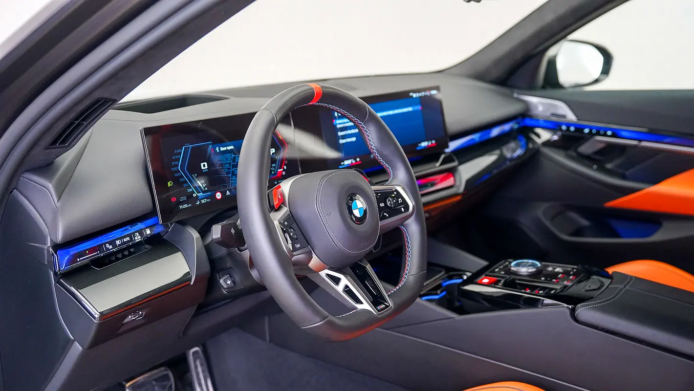 BMW M5 M5 Competition 2025 - photo 4 - Import Émirats | International Cars