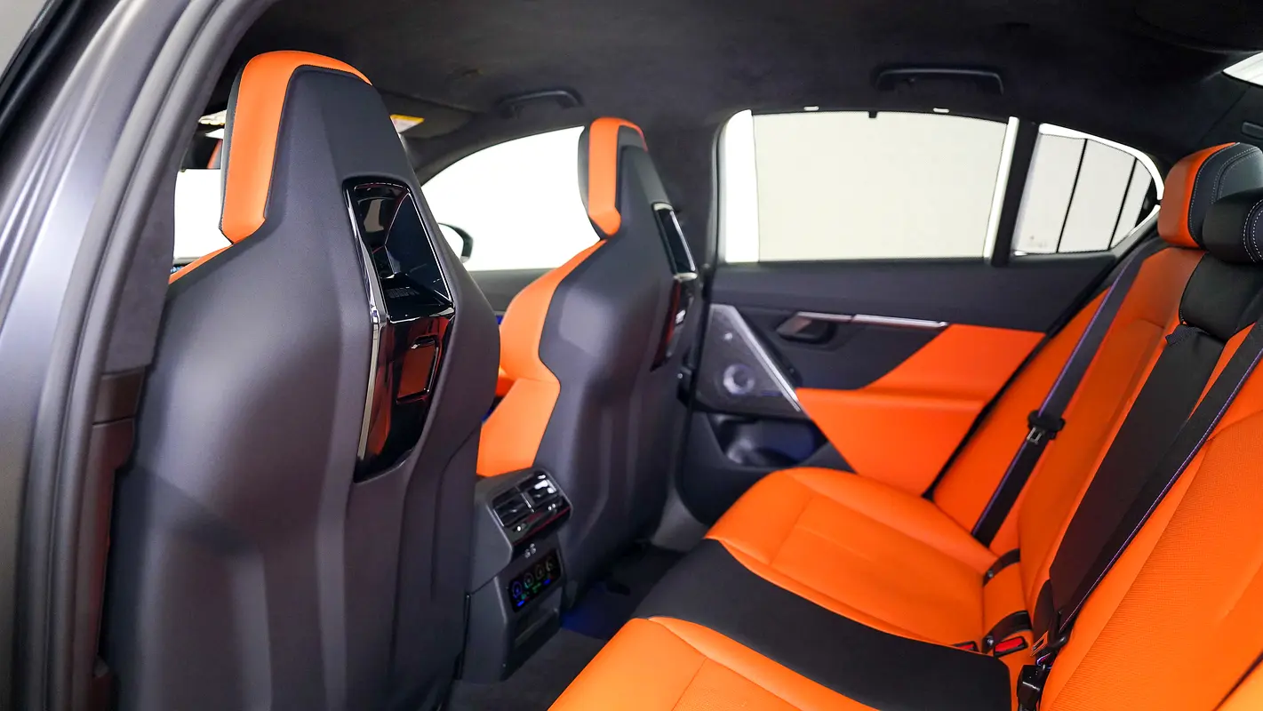 BMW M5 M5 Competition 2025 - photo 5 - Import Émirats | International Cars