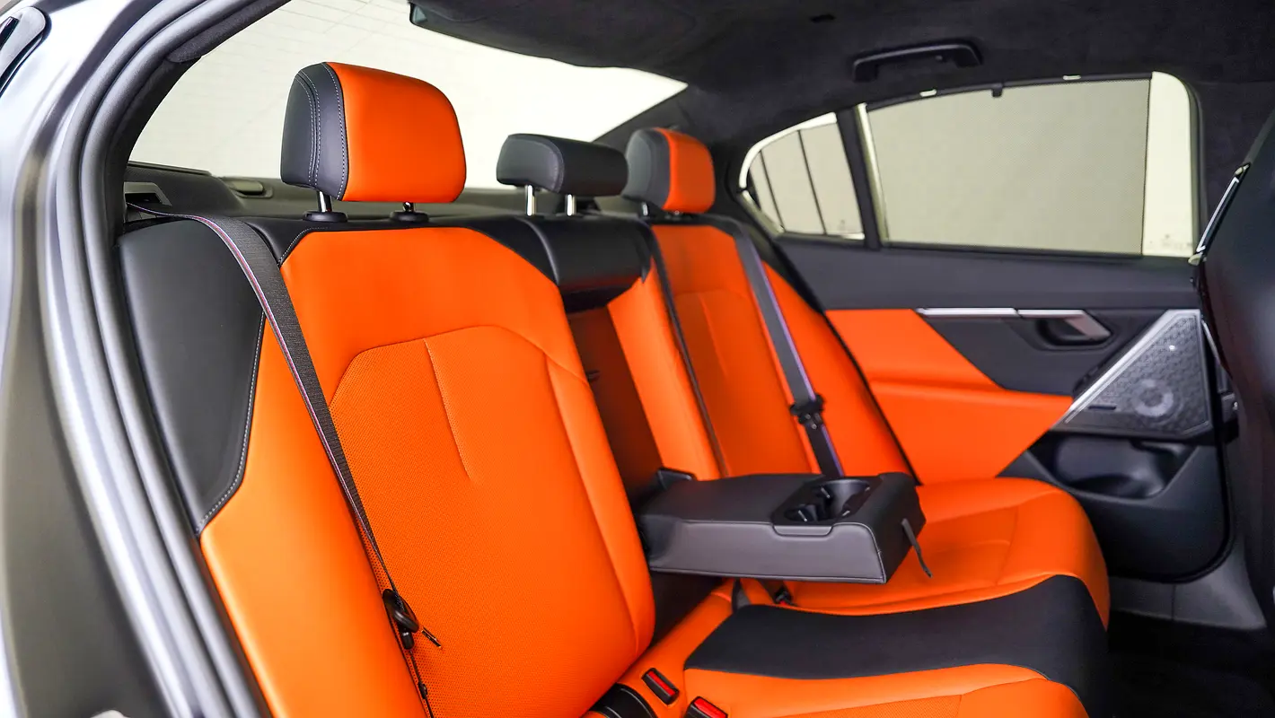 BMW M5 M5 Competition 2025 - photo 7 - Import Émirats | International Cars