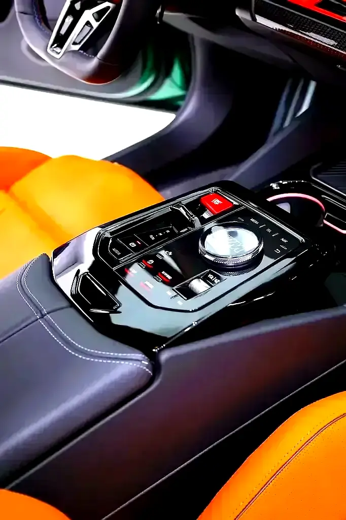 BMW M5 M5 Competition 2025 - photo 7 - Import Émirats | International Cars