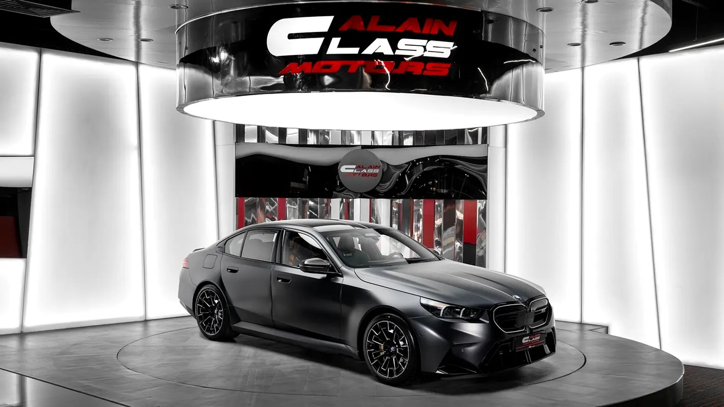 BMW M5 Standard 2026