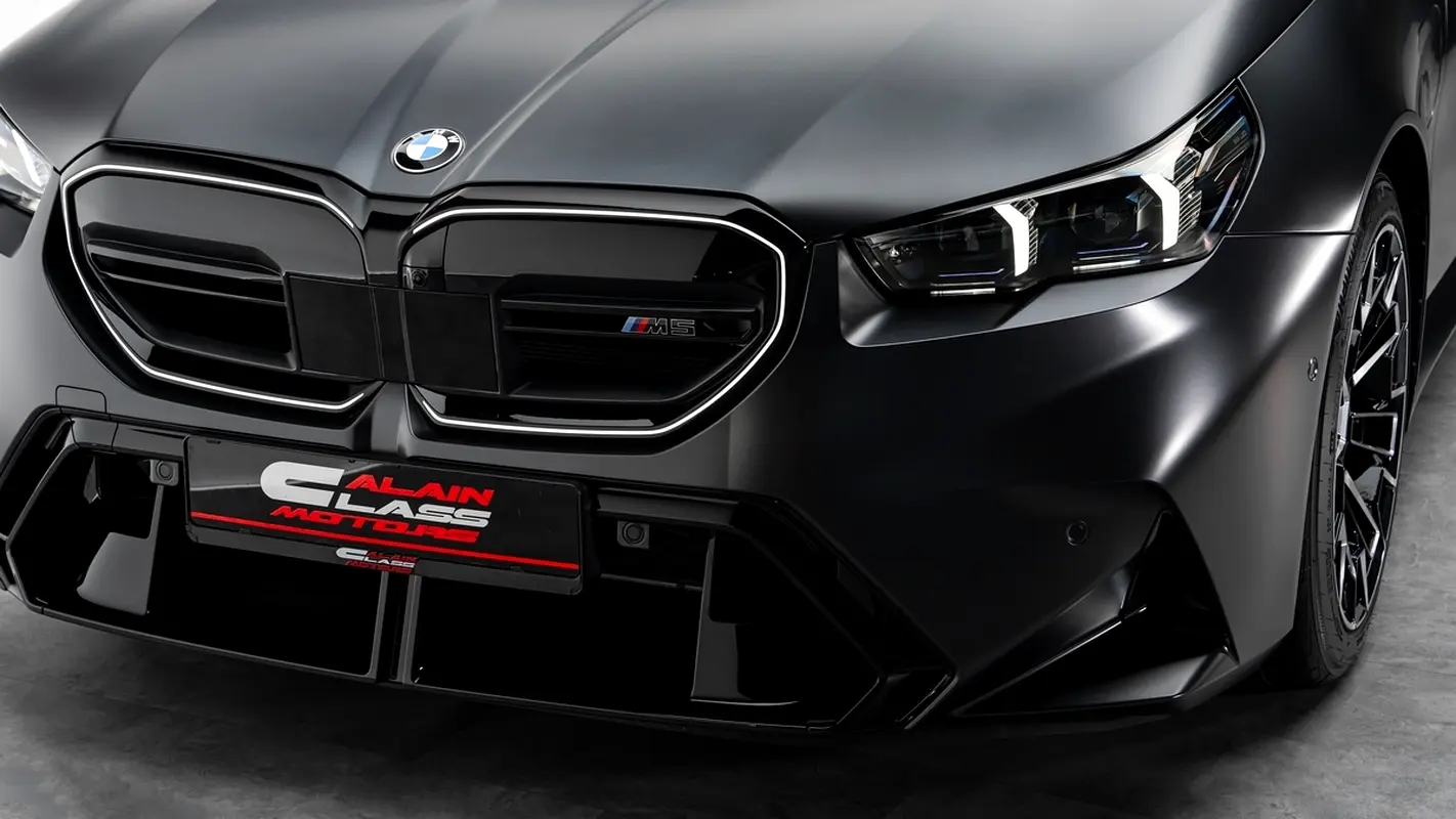 BMW M5 Standard 2026 - photo 5 - Import Émirats | International Cars
