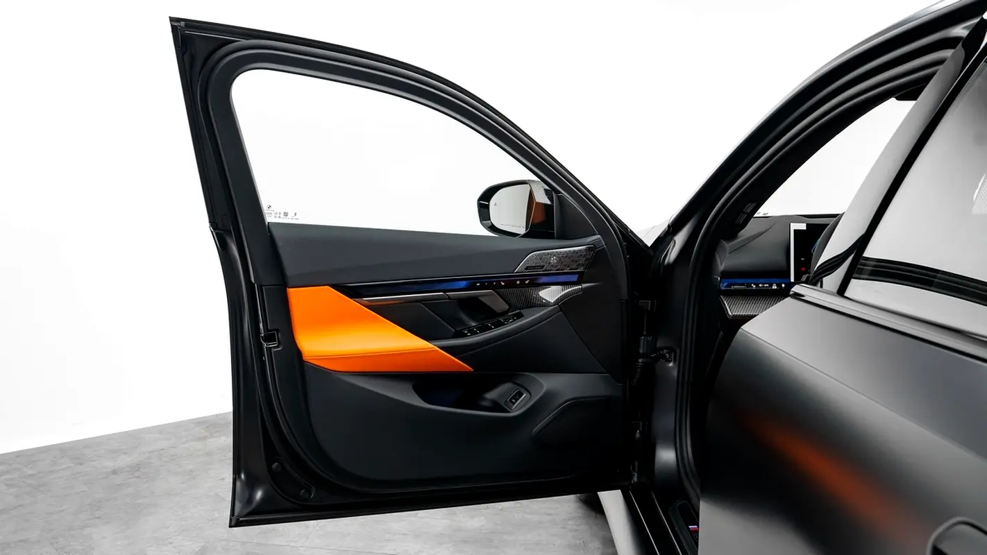 BMW M5 Standard 2026 - photo 8 - Import Émirats | International Cars