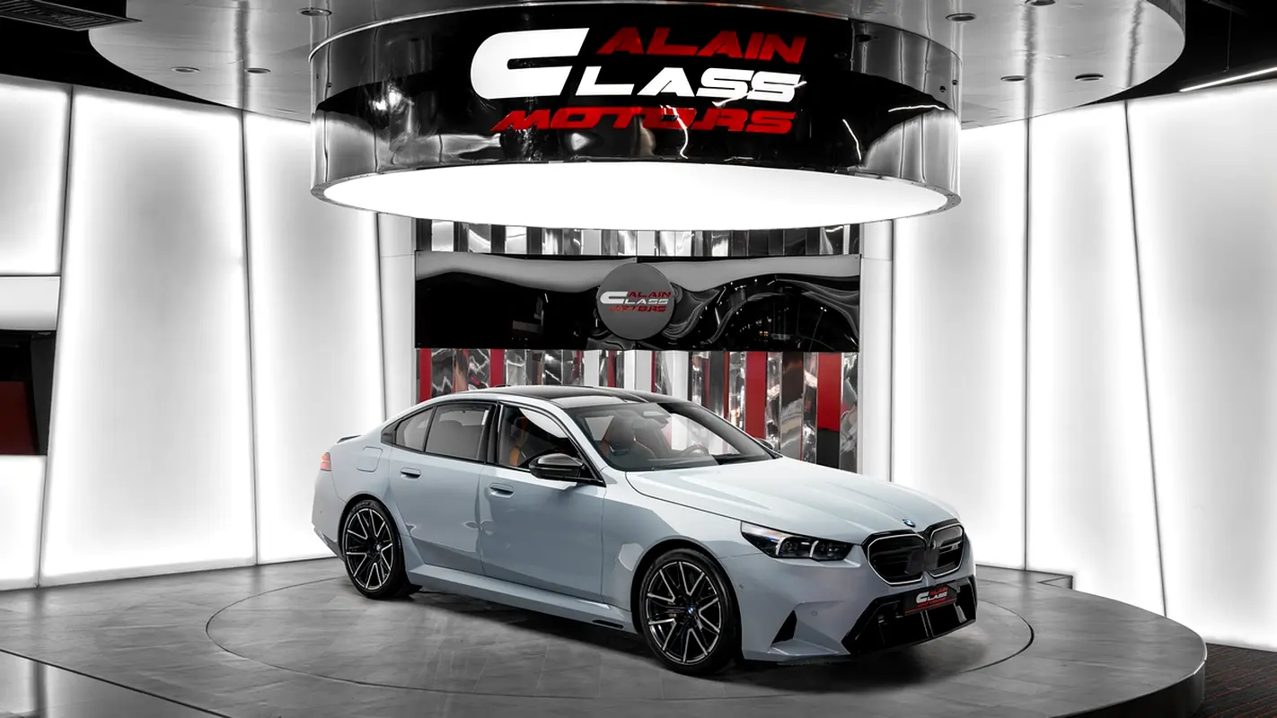 BMW M5 Standard 2026