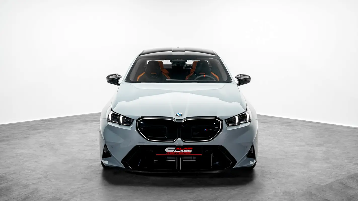 BMW M5 Standard 2026 - photo 3 - Import Émirats | International Cars