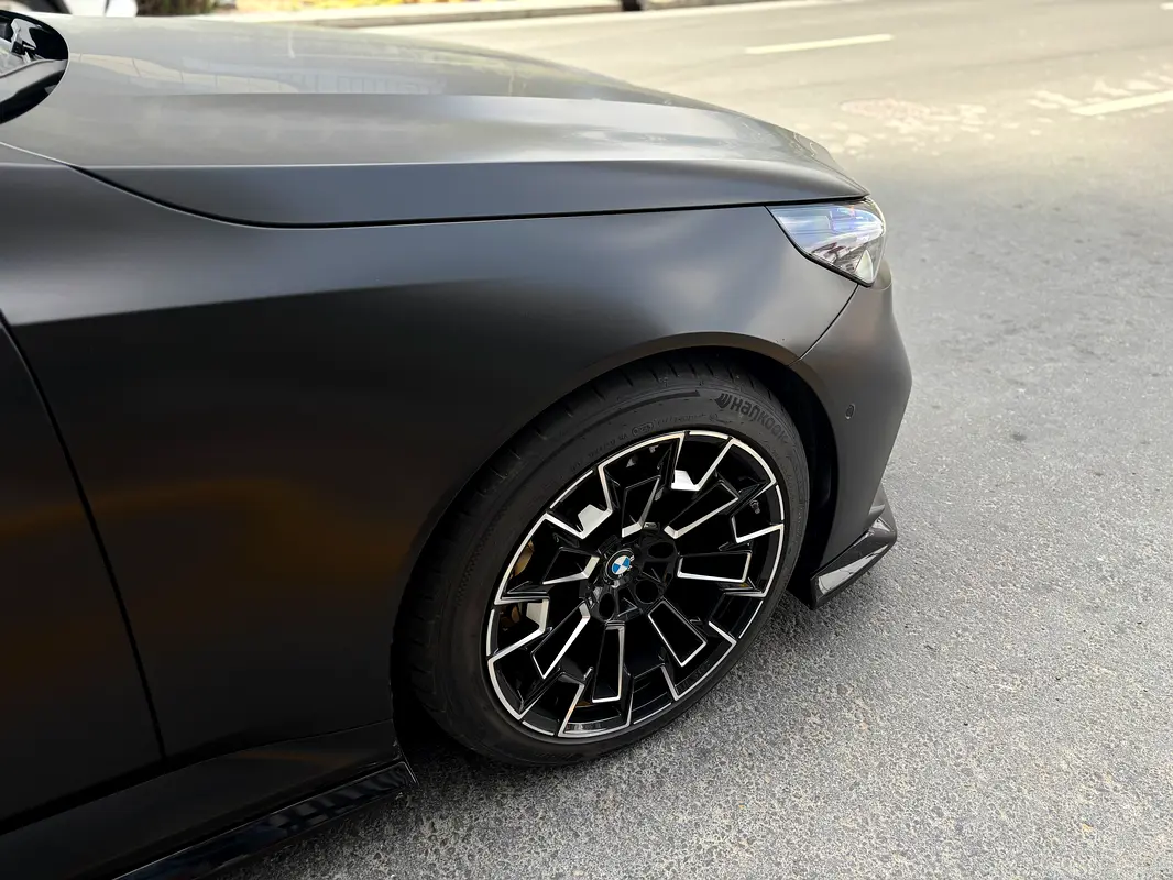 BMW M5 Other 2026 - photo 3 - Import Émirats | International Cars