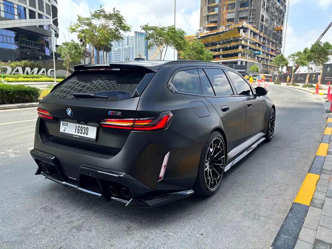 BMW M5 Other 2026 - photo 6 - Import Émirats | International Cars