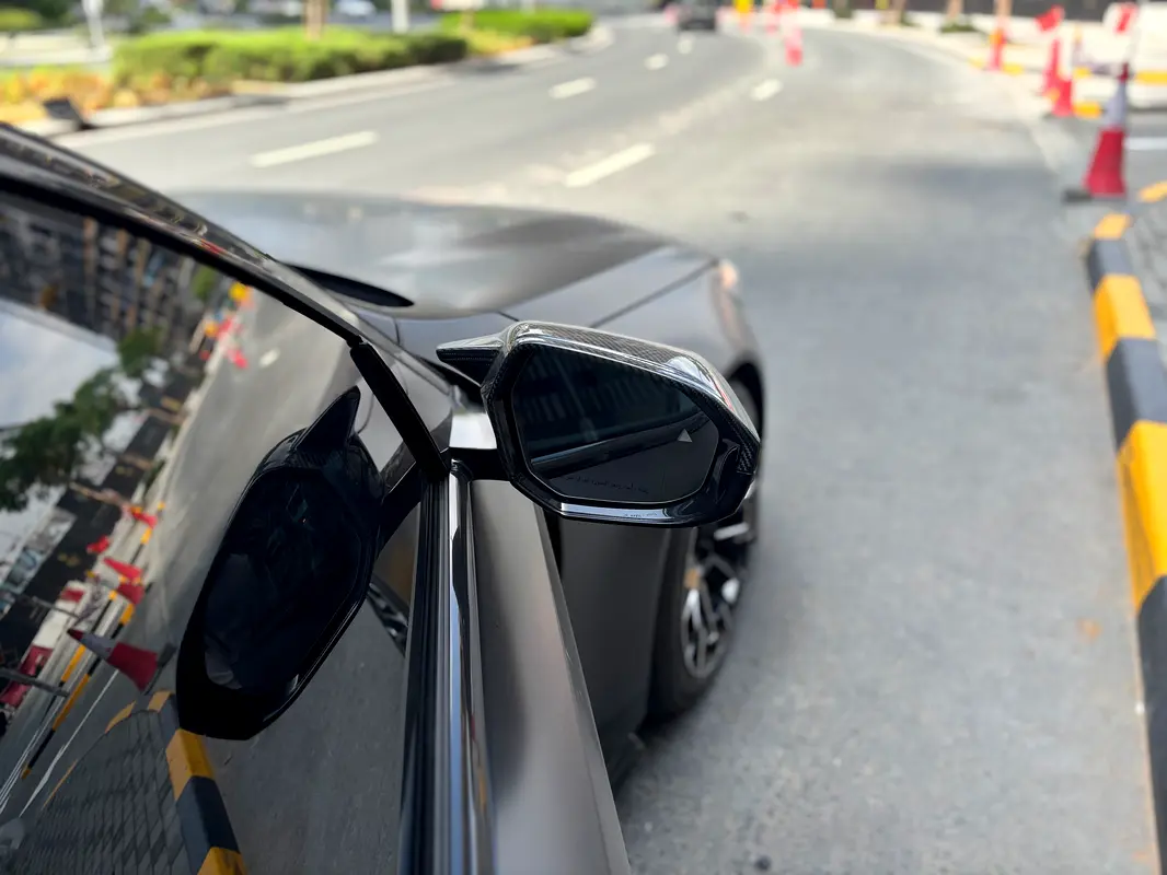 BMW M5 Other 2026 - photo 9 - Import Émirats | International Cars