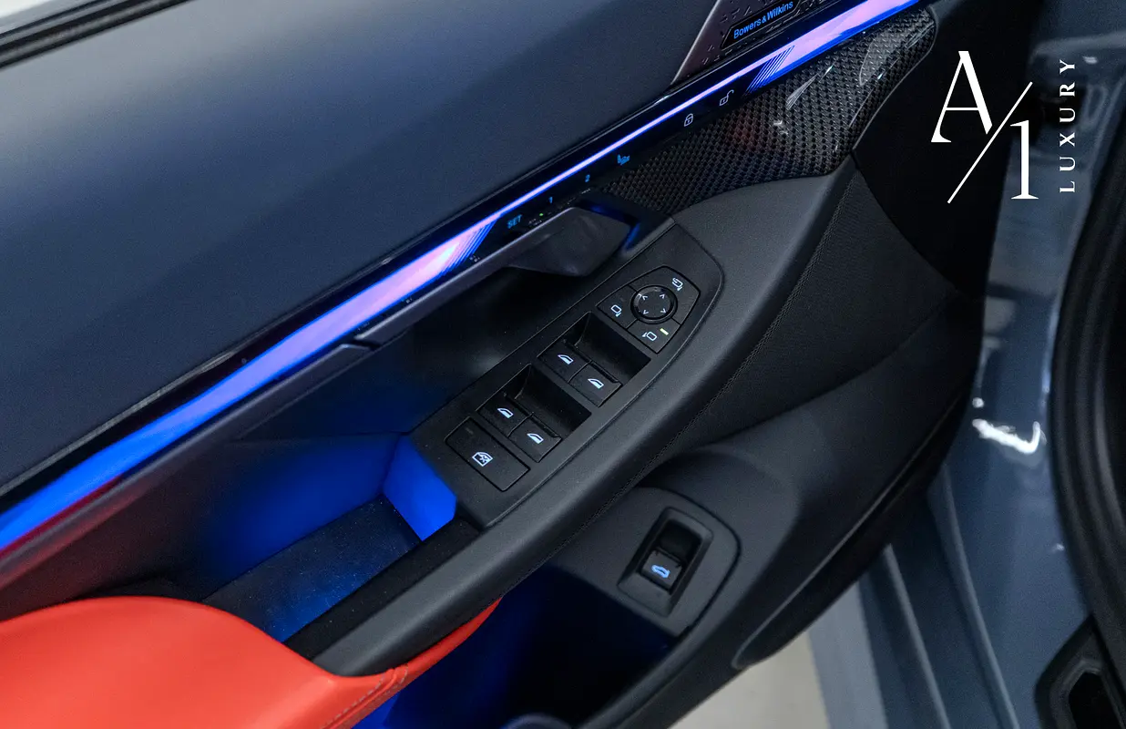 BMW M5 M5 Competition 2025 - photo 12 - Import Émirats | International Cars