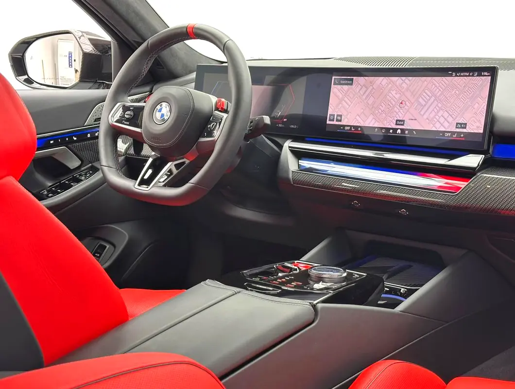 BMW M5 Standard 2026 - photo 11 - Import Émirats | International Cars