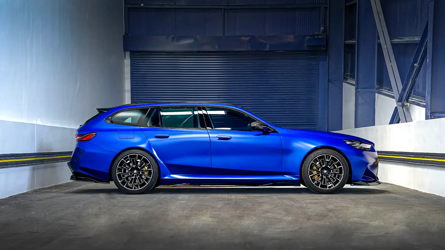 BMW M5 Standard 2026 - photo 3 - Import Émirats | International Cars