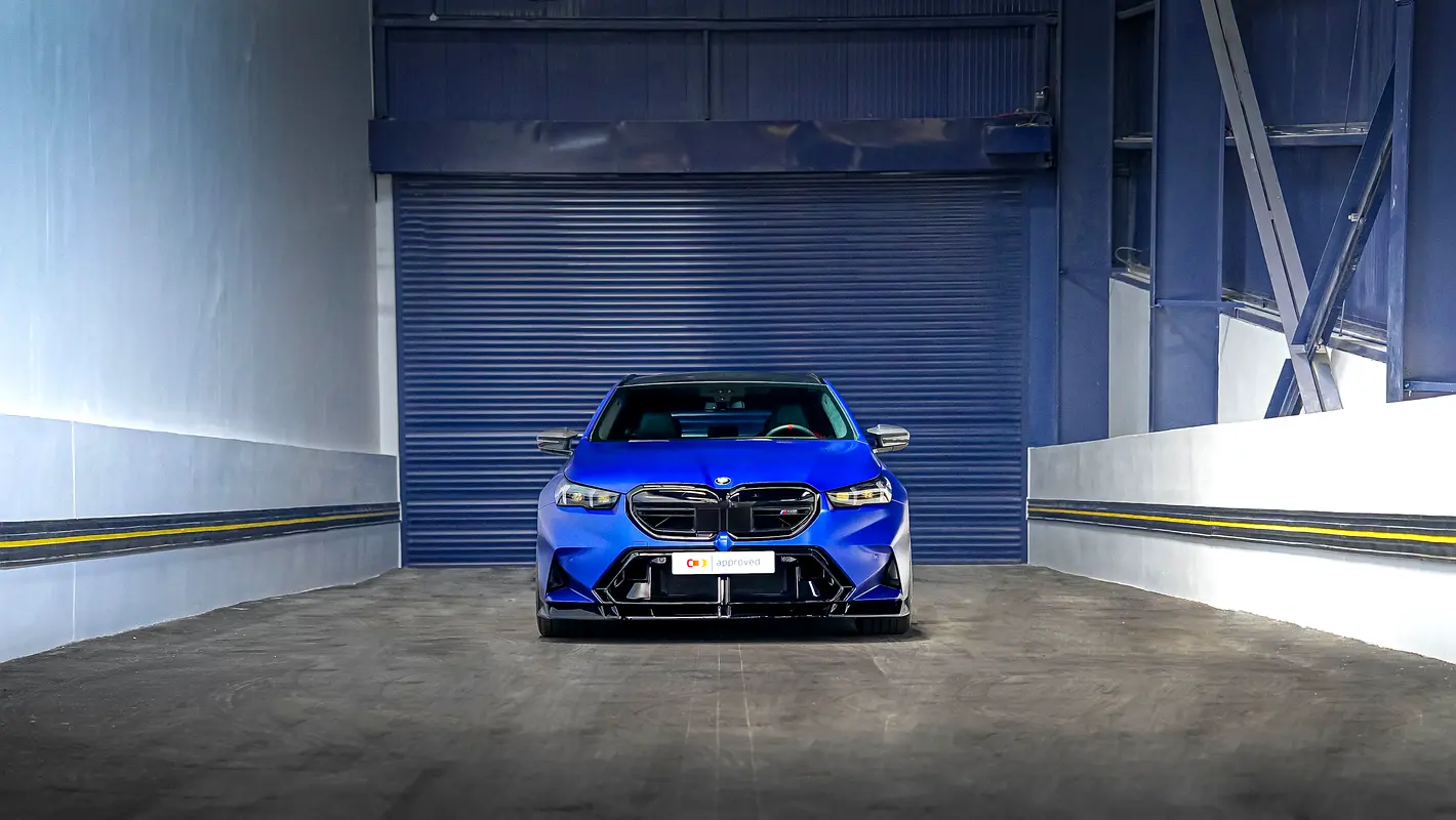 BMW M5 Standard 2026 - photo 8 - Import Émirats | International Cars