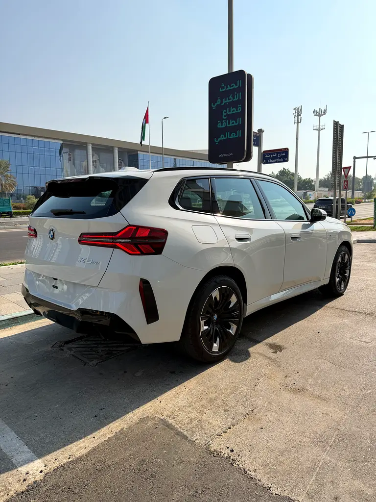 BMW X3 xDrive30i M Sport 2026 - photo 8 - Import Émirats | International Cars