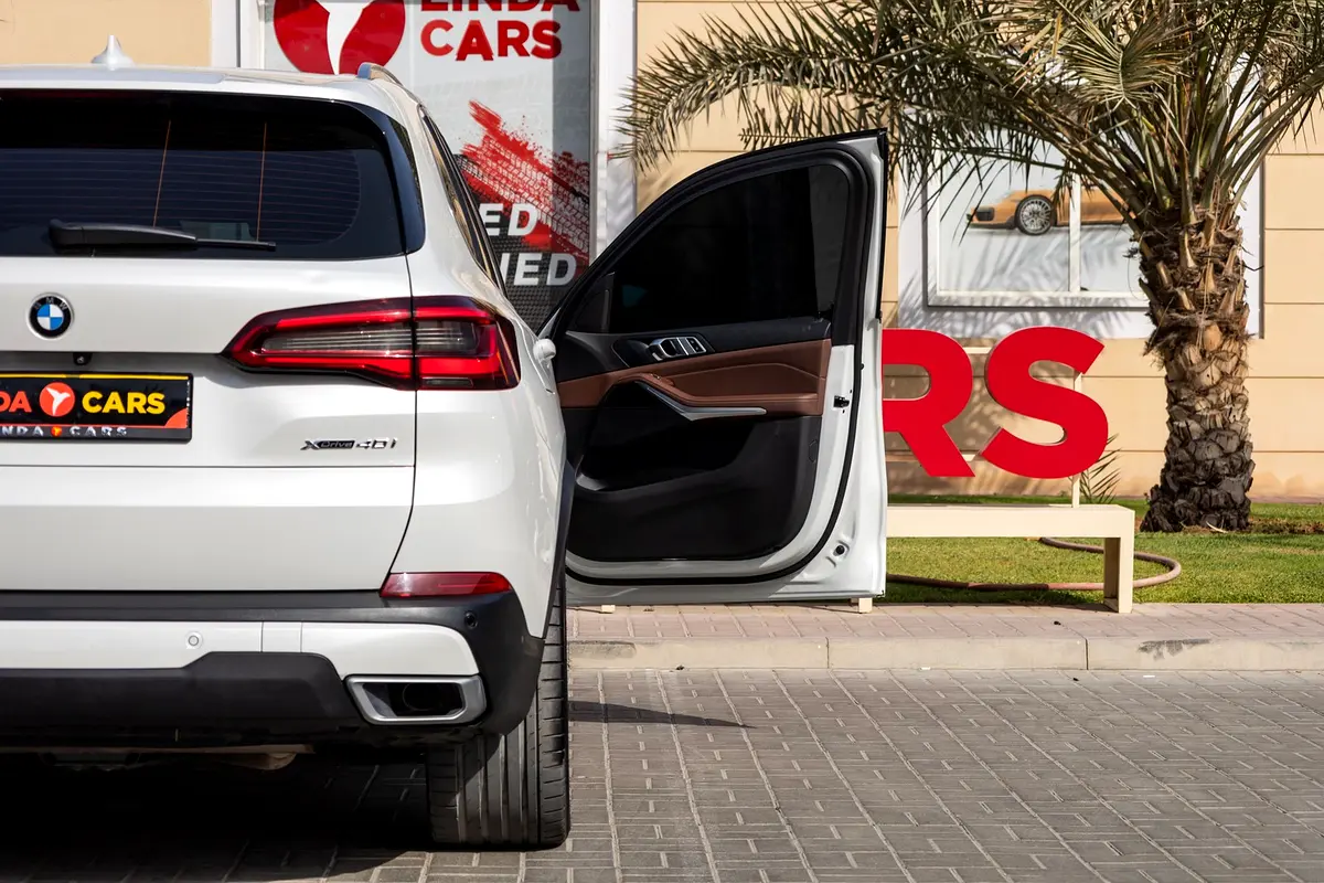 BMW X5 Xdrive 40i 2020 - photo 6 - Import Émirats | International Cars
