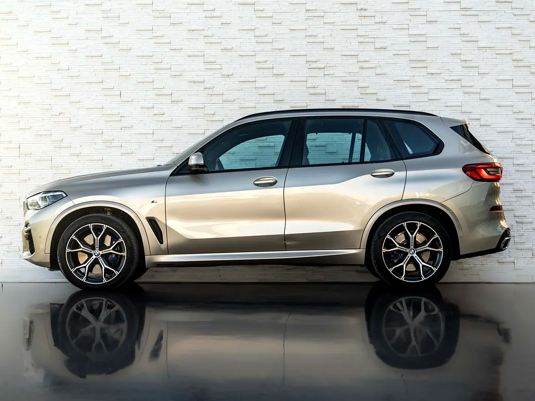 BMW X5 xDrive40i M Sport 2019 - photo 5 - Import Émirats | International Cars