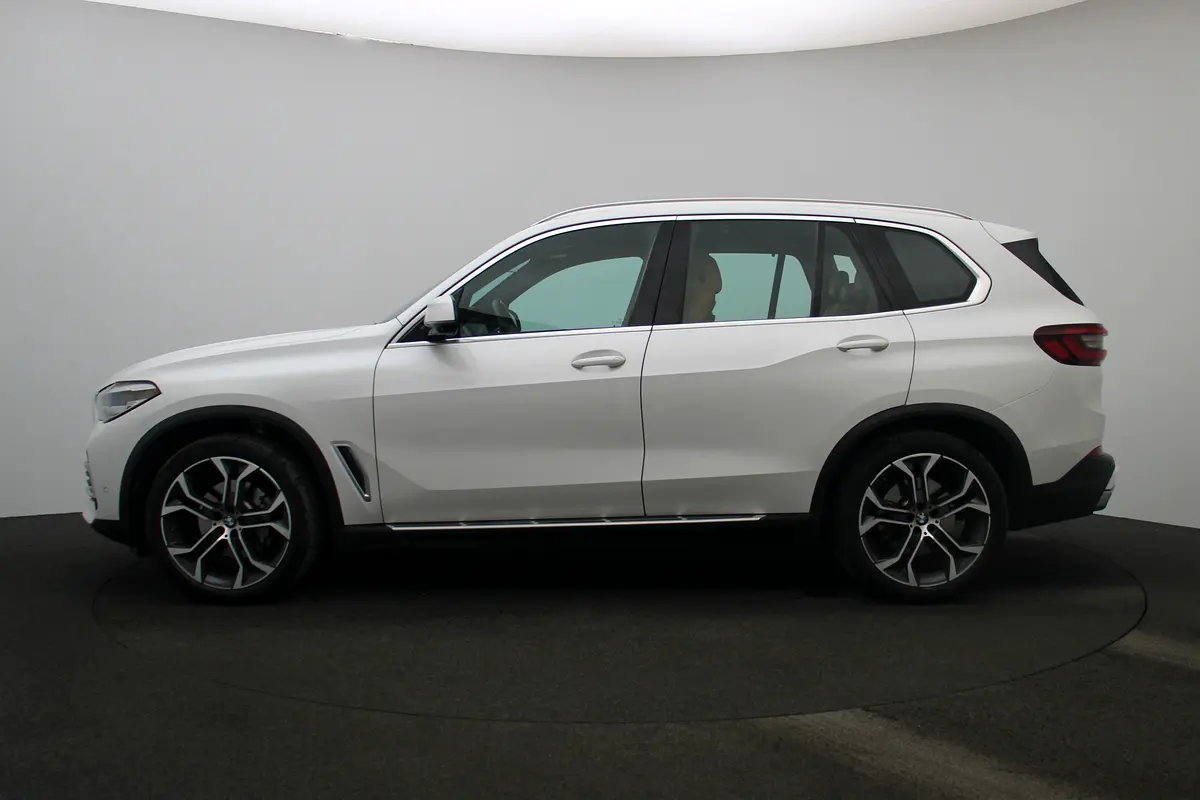 BMW X5 Xdrive 40i 2021 - photo 5 - Import Émirats | International Cars