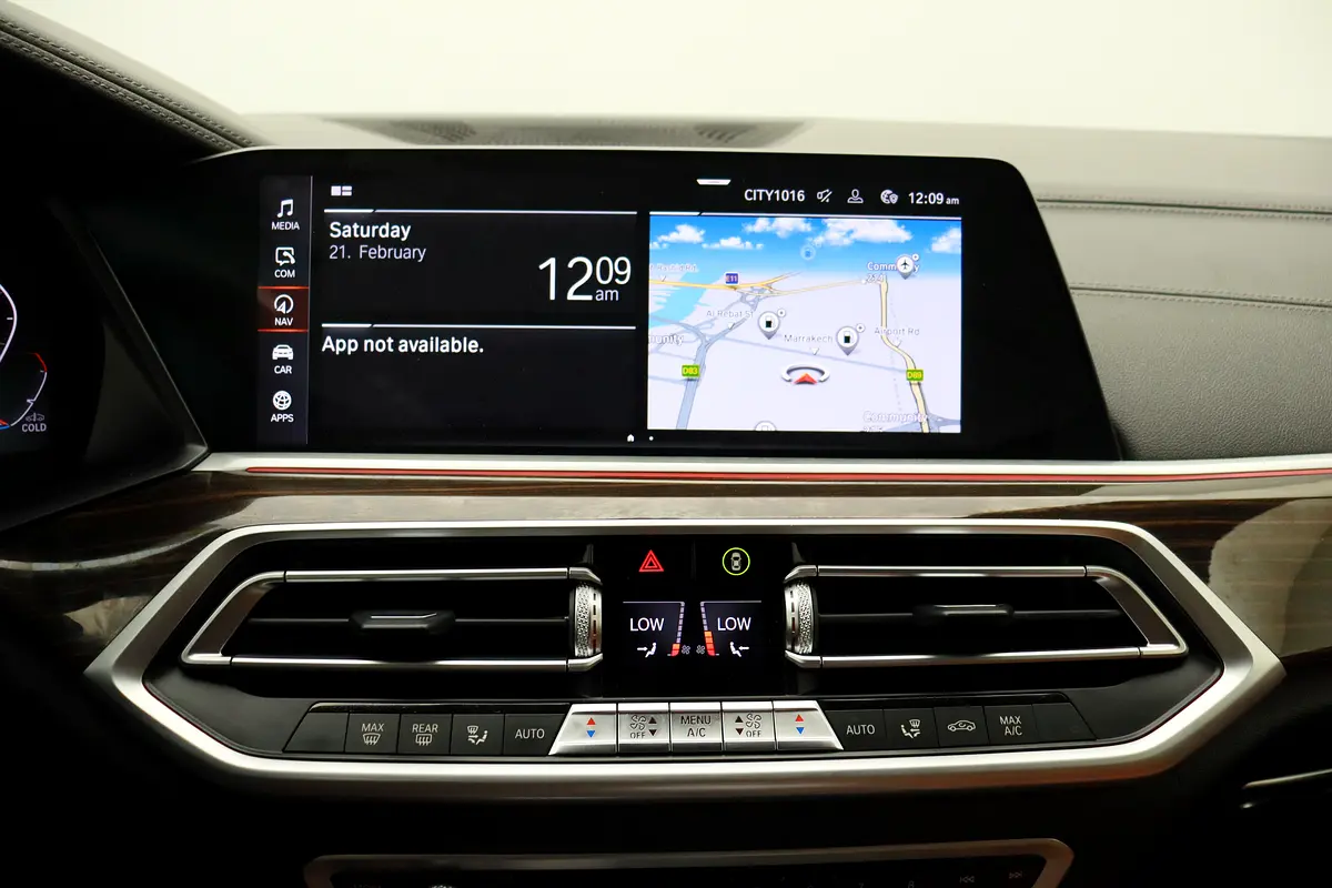 BMW X5 Xdrive 40i 2021 - photo 9 - Import Émirats | International Cars