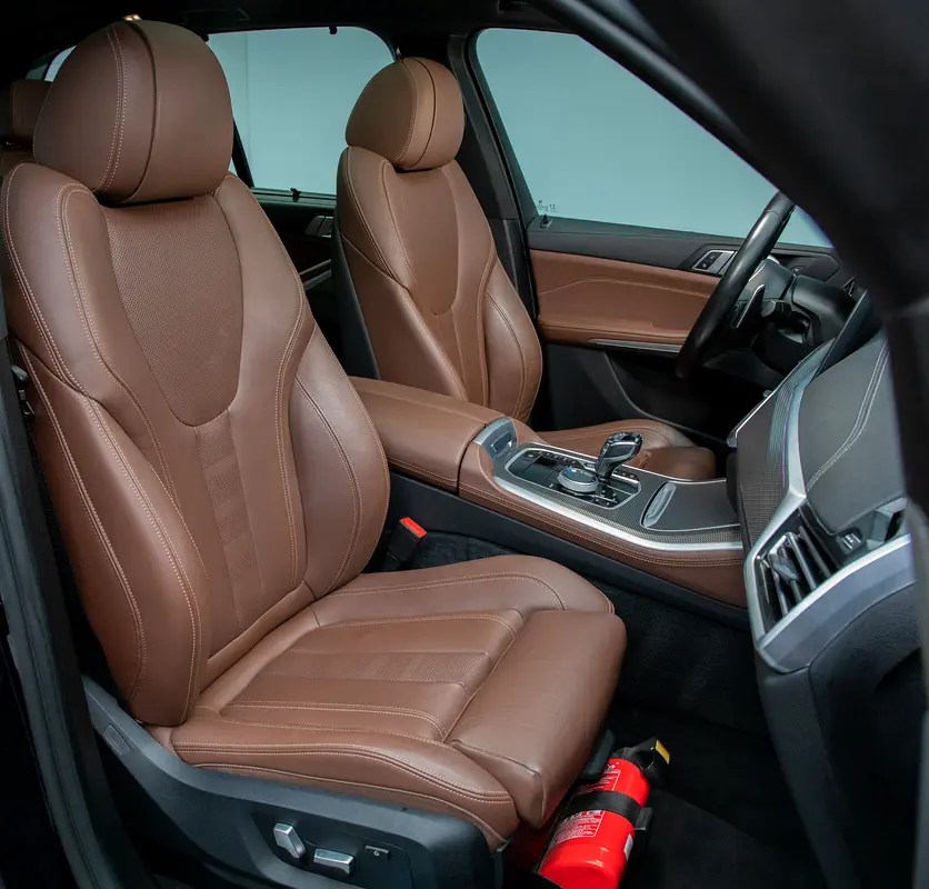 BMW X5 xDrive40i M Sport 2023 - photo 12 - Import Émirats | International Cars