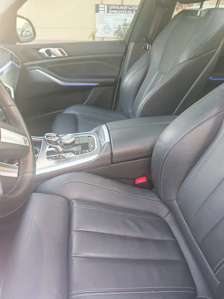 BMW X5 Xdrive 40i 2022 - photo 5 - Import Émirats | International Cars